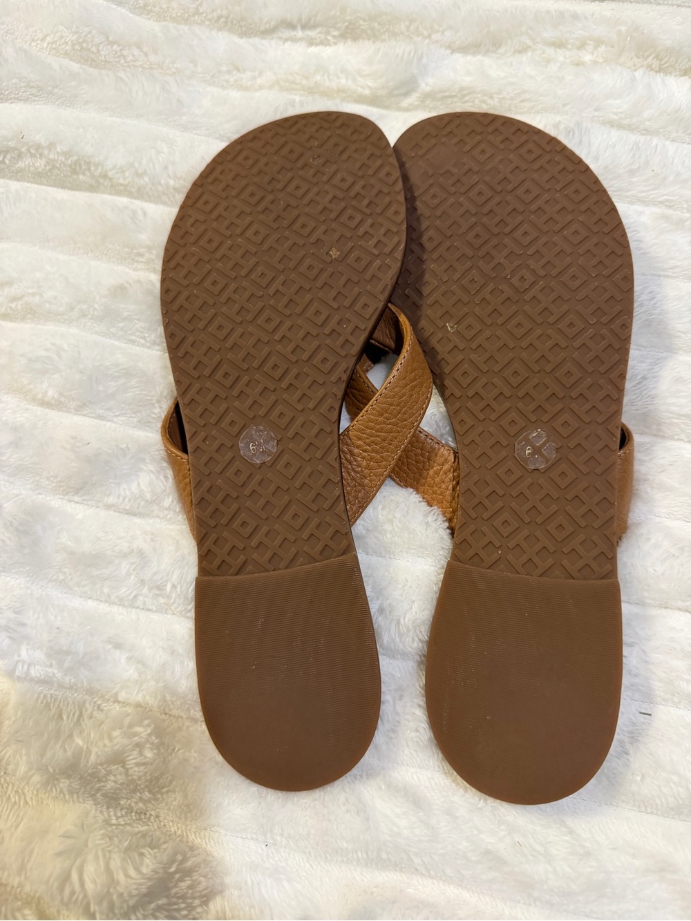 Tory Burch Tan and Brown Logo Thong Sandals - Picture 2 of 2